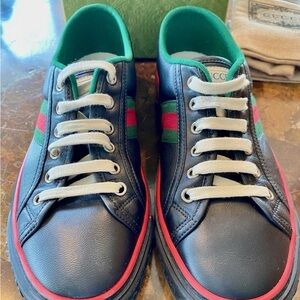 Gucci women’s sneakers size 39 from Milan